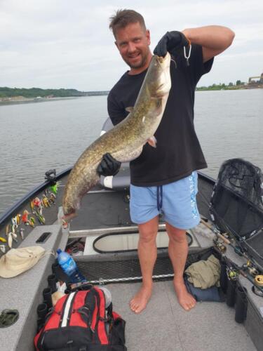 PHOTO-2021-12-02-07-40-49-8